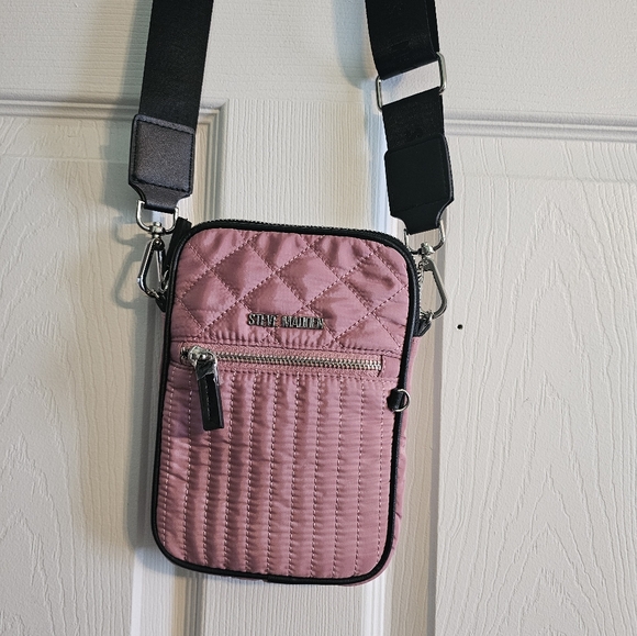 Steve Madden Mauve Quilted Crossbody Bag - Picture 2 of 5